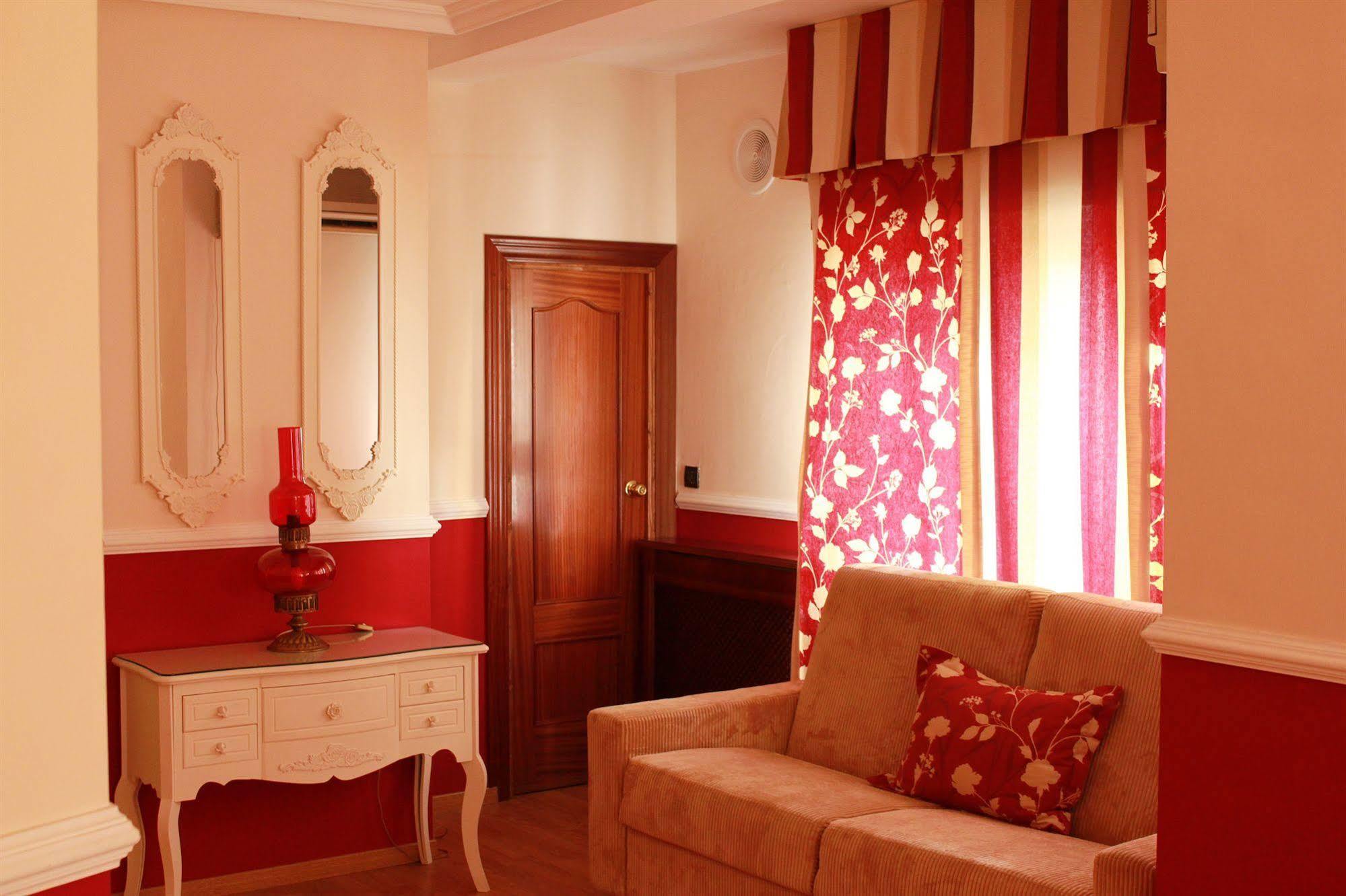 Hotel La Paz Úbeda Buitenkant foto